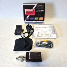 Fujifilm FinePix Z Series Z10fd 7.2 MP 3x Optical Zoom 2.5" LCD Black.