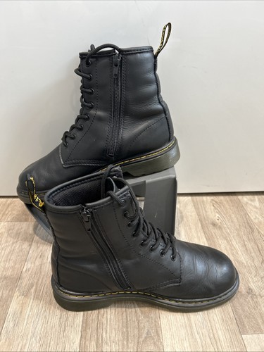 Girls womens martens 1460y - martens,