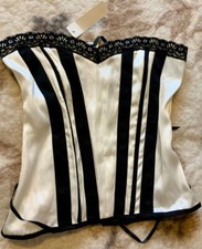 Vintage Blackberry Lace up