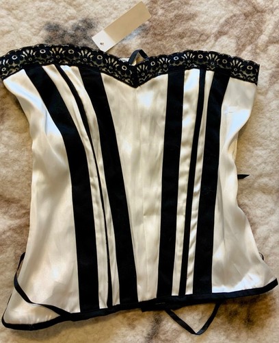 Vintage blackberry lace - lace, up