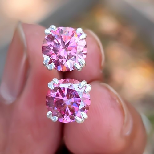 Certified pink diamond - certified,