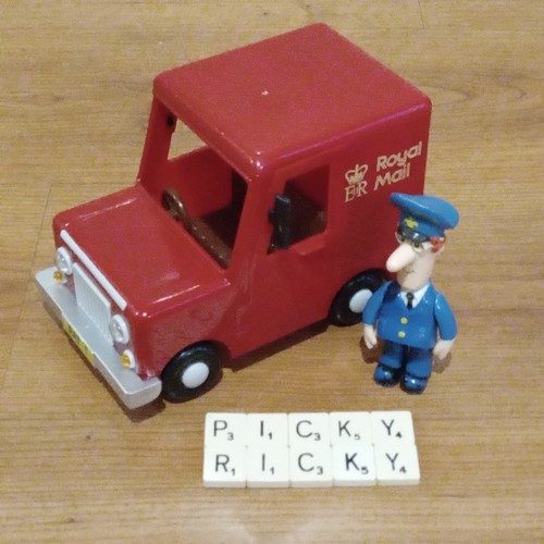 Postman pat friction royal - pat,