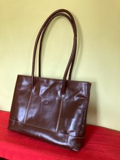 Lloyd Baker London, Genuine