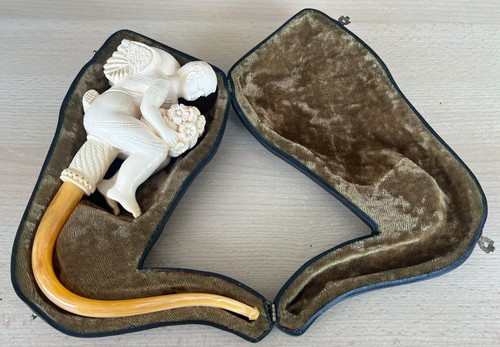 Meerschaum pipe seated - pipe,, cupid
