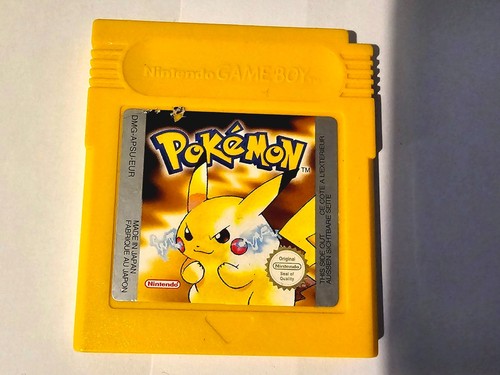 Pokemon yellow nintendo - yellow,