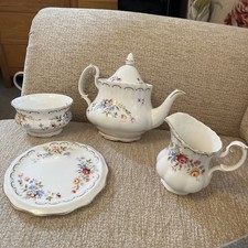 Royal albert jubilee rose tea - rose,
