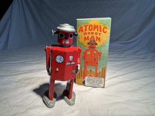 Atomic robot man - atomic, clockwork