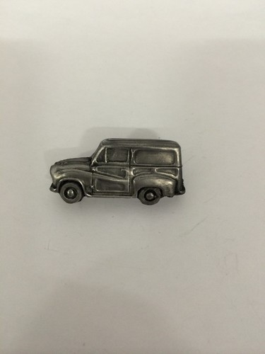 Austin a35 van pin badge - 3d,