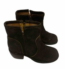 FIORENTINI + BAKER Black