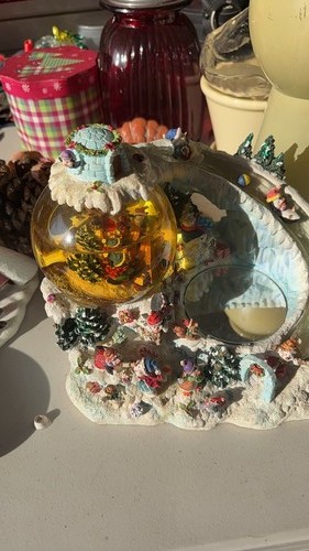 Vintage christmas snow globe - christmas,