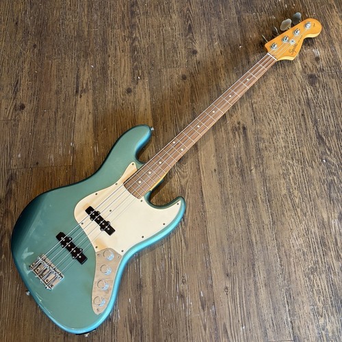 Fender active jazz - (squier),