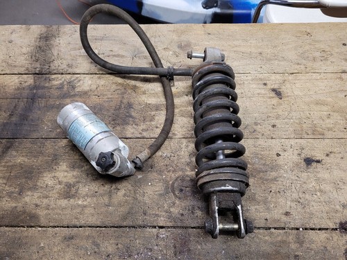 Suzuki showa rear - suzuki, shock