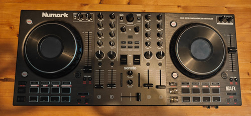 Numark ns4fx deck - numark,