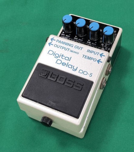 Boss digital delay guitar - digital,