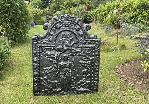 Fire back plate cast - plate, iron