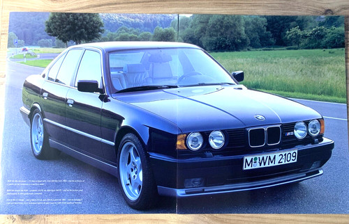 Bmw e34 8 large - m5,