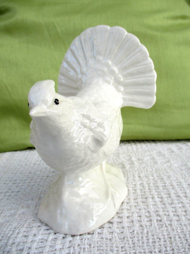 Donegal parian china bird - donegal,