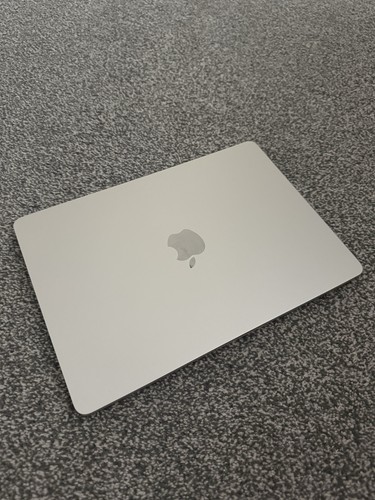 Apple macbook air 13inch - apple,