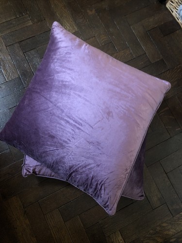 Laura ashley nigella - laura,