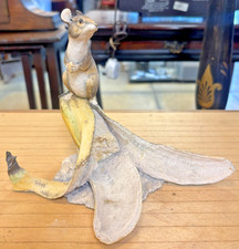 Border Fine Arts Mouse On