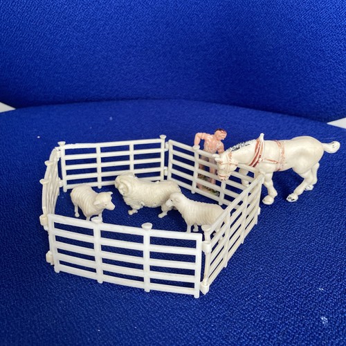 Lot vintage plastic farm - plastic,
