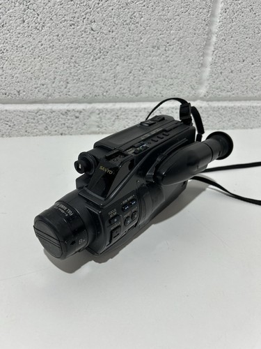 Sanyo d9p 8mm camcorder - sanyo,