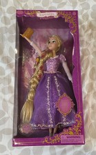 Disney Store Exclusive Tangled Rapunzel Deluxe Singing Light Up 17” doll NEW 