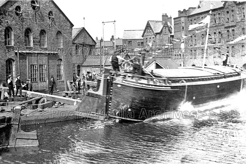 Bdd canal barge - bdd-49, launch