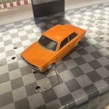 HOTWHEELS PREMIUM 73 VOLVO 142 GL 1:64 DIECAST
