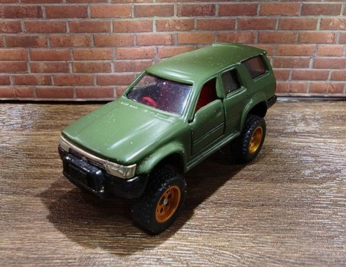 Custom tomica toyota hilux - custom,