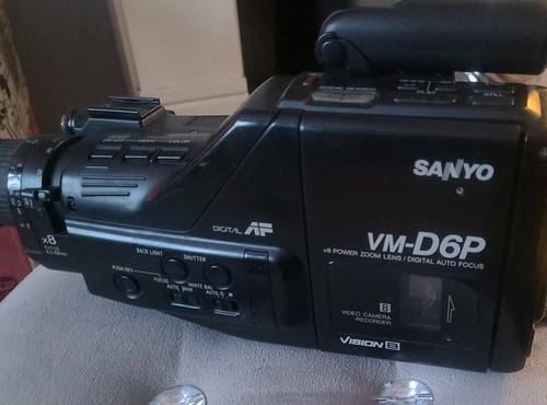 Sanyo camcorder 8mm video - sanyo,