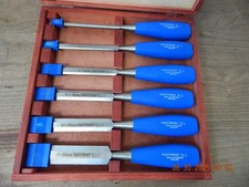 (6) FOOTPRINT Woodworkers Chisels 1 3/4 5/8 1/2 3/8 1/4 Sheffield England
