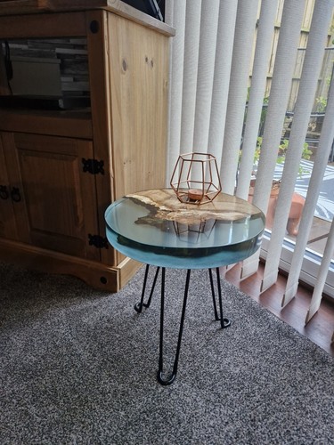 Round clear blue resin and - , oak