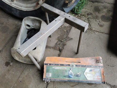 Clay pigeon trap launcher - trap,
