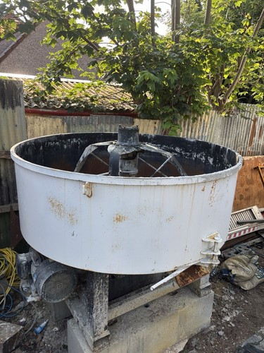 Concrete pan mixer - concrete, litre