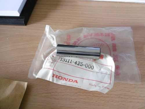 Honda genuine nos piston pin - honda,