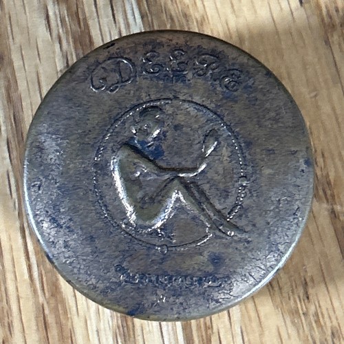 Antique deere makeup compact - antique,