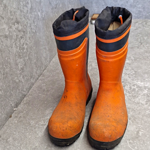 Stihl rubber chainsaw safety - stihl,