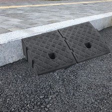2PCS Heavy Duty Kerb Ramp Portable Curb Ramps for Doorways Wheelchair Car Bike
