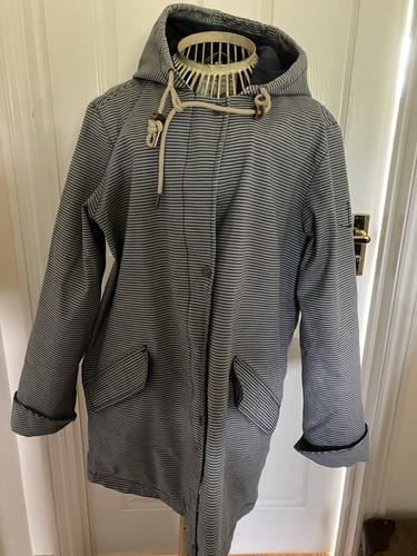 Sea salt lightweight raincoat - sea,