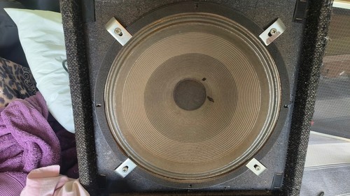 Inch bass guitar amp - inch,