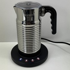 NESPRESSO Aeroccino 4 Milk