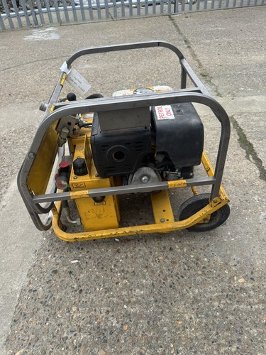 Jcb beaver hydraulic - jcb,
