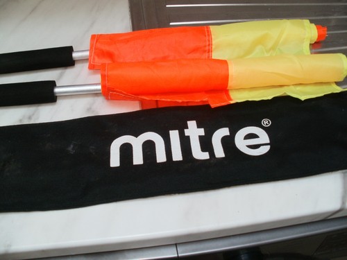 Mitre referee flags - with, bag