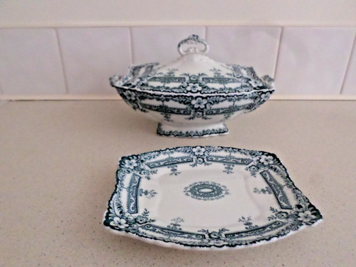 Richmond burslem serving dish - burslem,