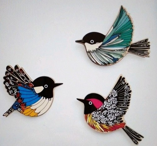 Flying song birds - 3, 2d