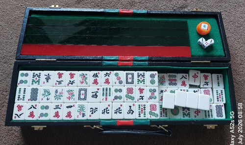 Vgc lovely mah jong - mah, set