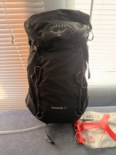 Osprey Skarab 22 Litre Black Backpack - with brand new water reservoir. 