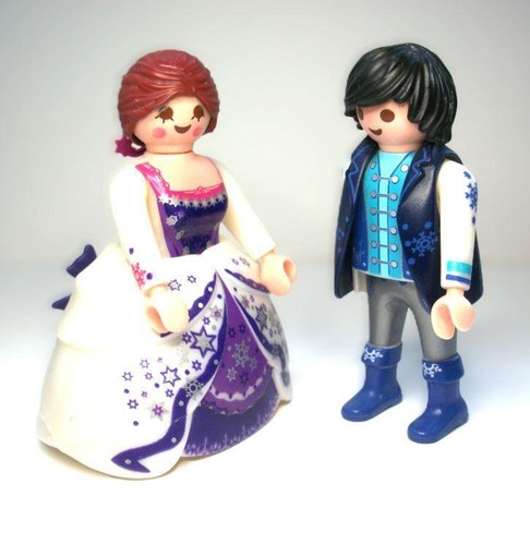 Playmobil preowned dolls - playmobil,