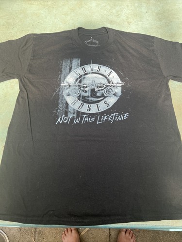Guns roses not - roses, in